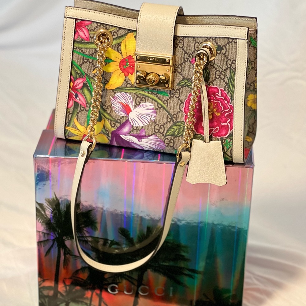 Gucci Beige Multicolor Floral Print GG Supreme Coated Canvas Padlock Bag